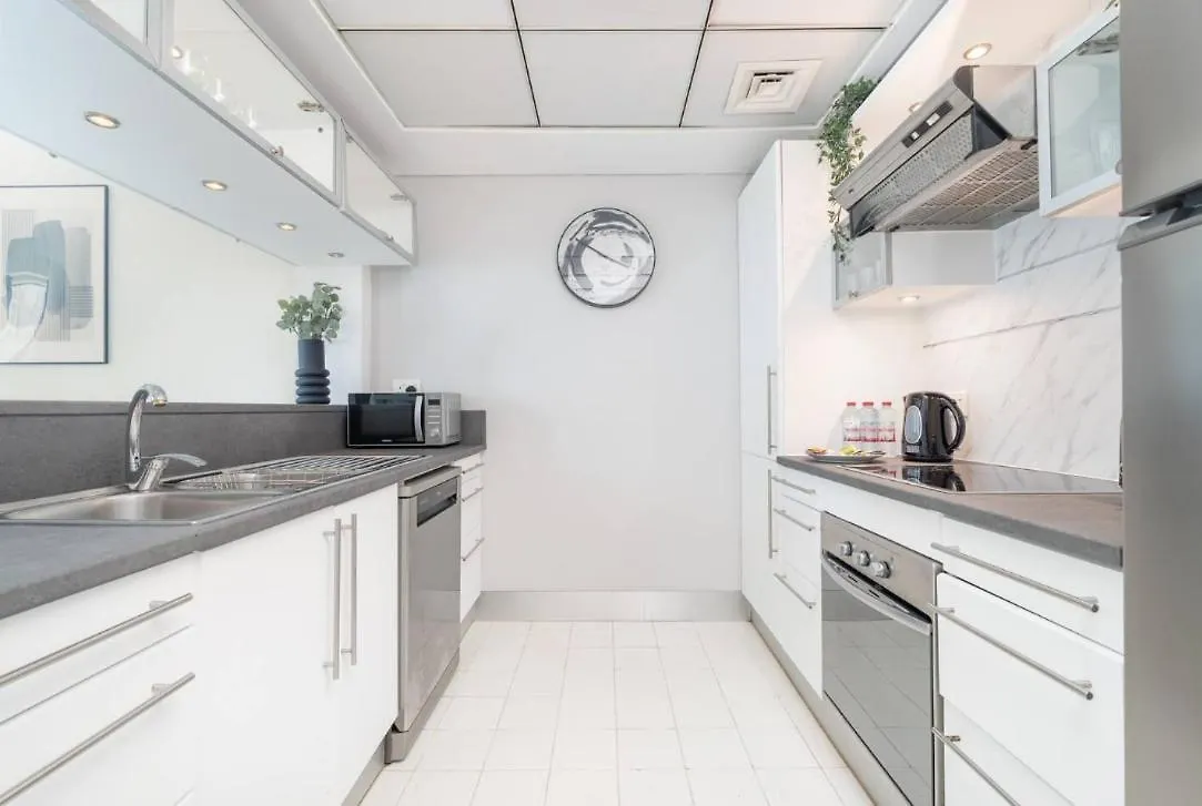 Mesmerizing 2Br Apartment In Dubai Marina - Sleeps 6