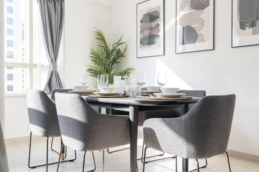 Mesmerizing 2Br Apartment In Dubai Marina - Sleeps 6